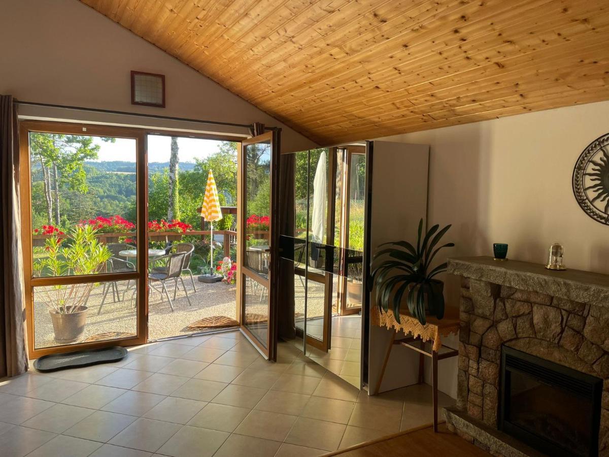 Apartman V Podhuri Jizerskych Hor Zelezny Brod Экстерьер фото